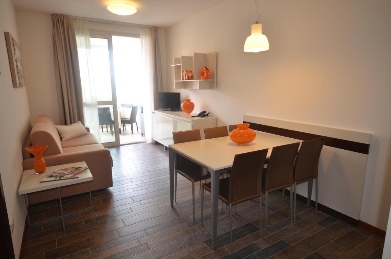 Aparthotel Holiday Bibione Exterior photo